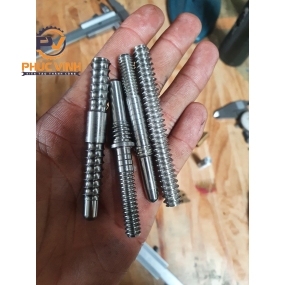 Gia Công Tiện Ren Titan